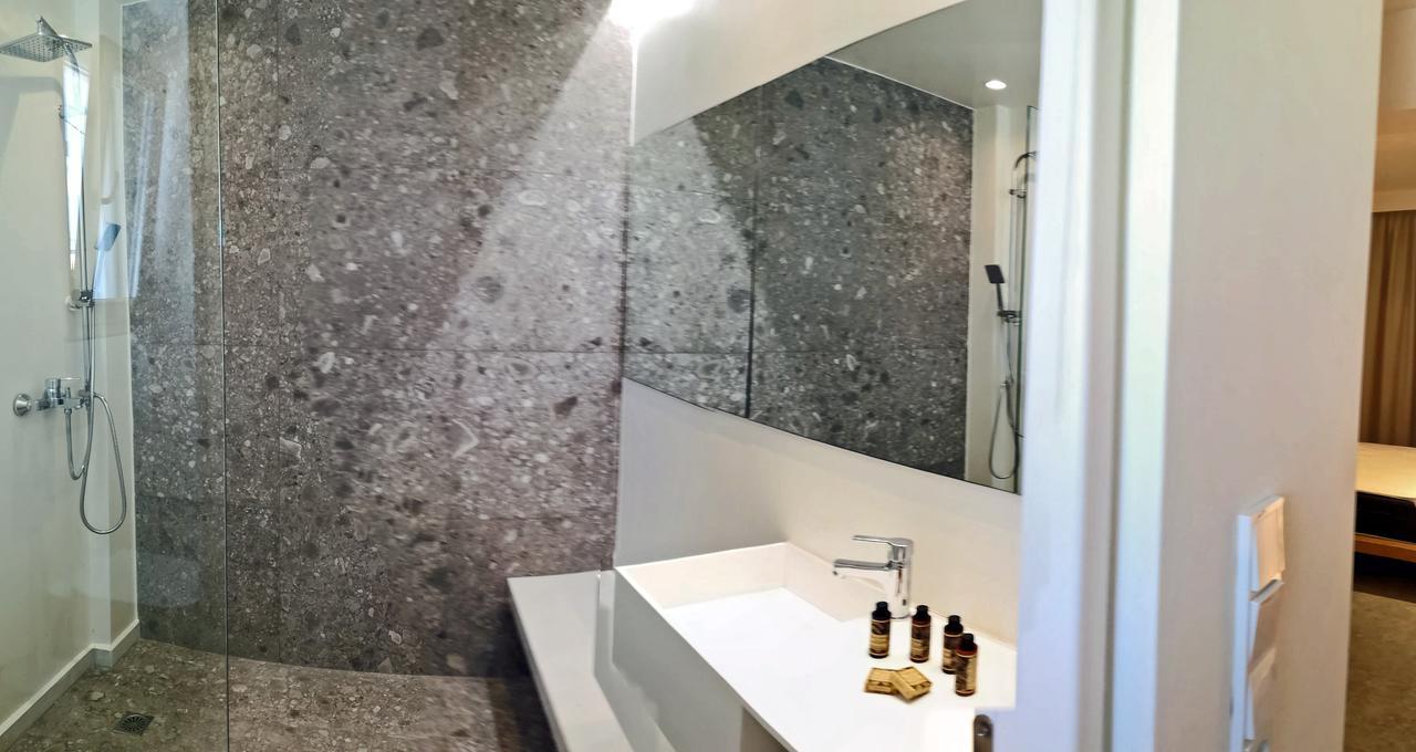 Paralos Apartment